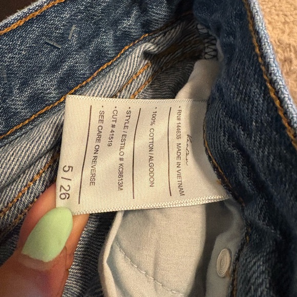 KanCan Frayed Hem Blue Jean Shorts‎ (11) - Picture 4 of 8